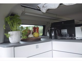 FORD Transit Custom Nugget Titanium 2.0 EcoBlue 170cv A8 320 L1H1
